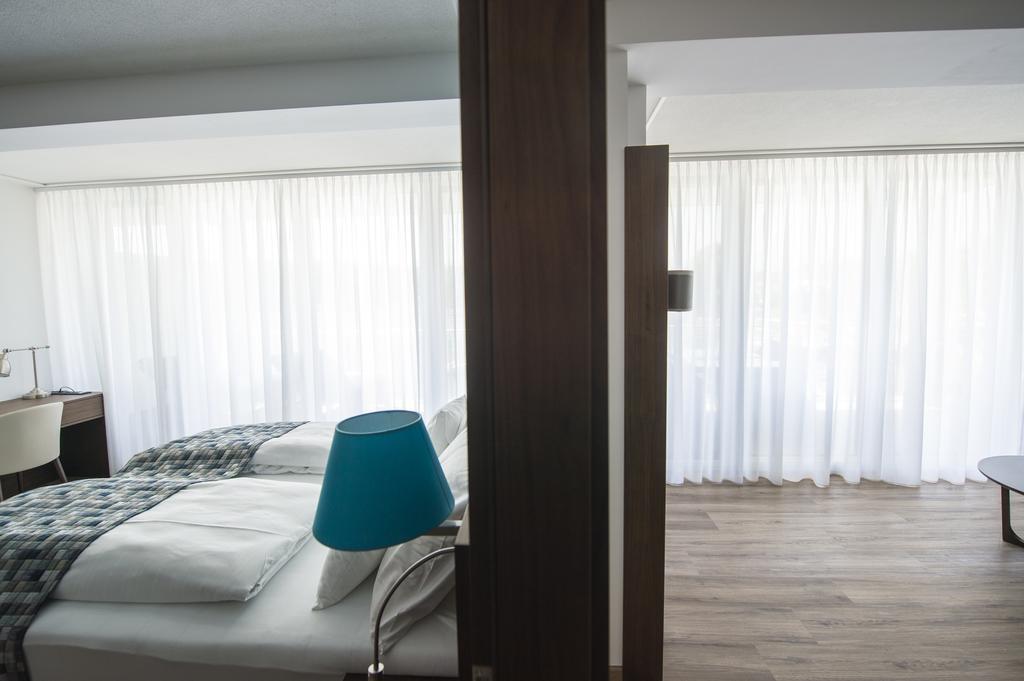 Boutiquehotel Woerthersee - Serviced Apartments เวลเดน อัม เวิร์ทเทอร์ซี ภายนอก รูปภาพ