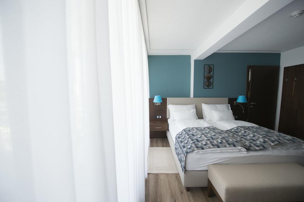 Boutiquehotel Woerthersee - Serviced Apartments เวลเดน อัม เวิร์ทเทอร์ซี ภายนอก รูปภาพ